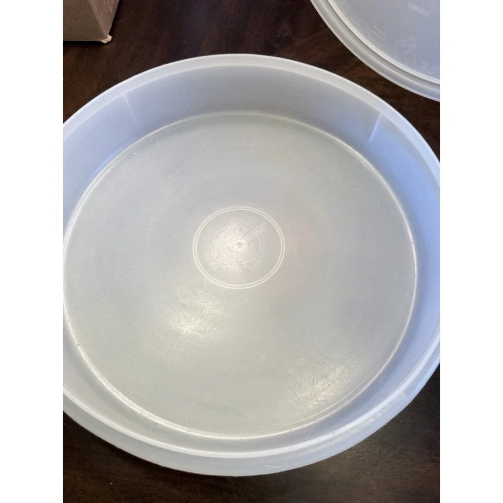 Vintage Tupperware Pie Carrier Round Lid 224-9 242-1